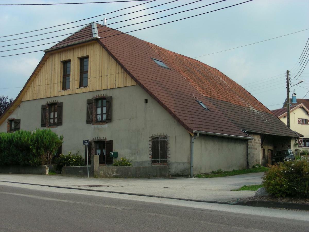 Chambre D Hote 1873 Frasne Екстериор снимка
