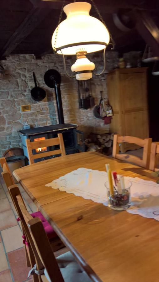 Chambre D Hote 1873 Frasne Екстериор снимка