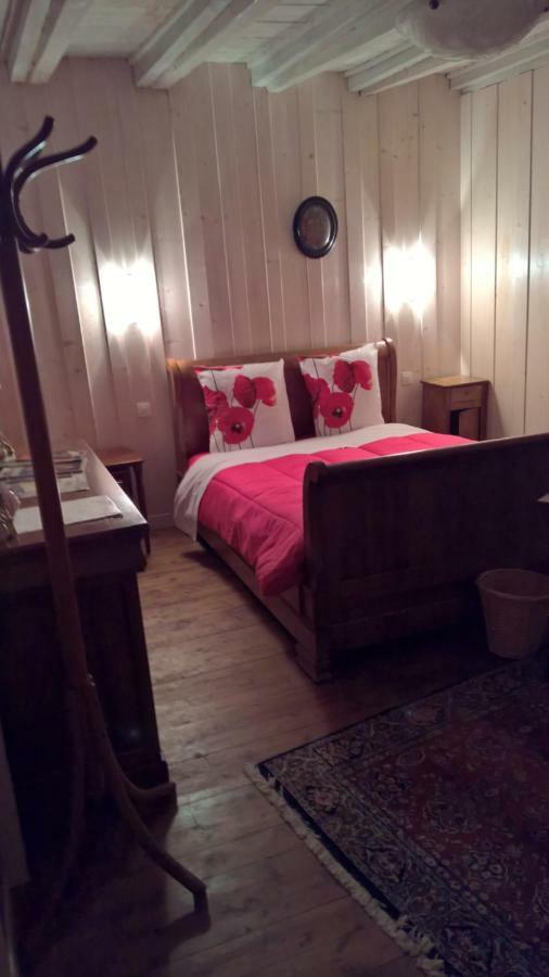 Chambre D Hote 1873 Frasne Екстериор снимка